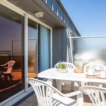 Vacanceole - Le Domaine Du Mont - Mont St Michel ホテル 3*