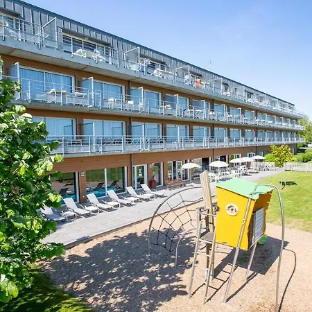 ホテル Vacanceole - Le Domaine Du Mont - Mont St Michel 3*
